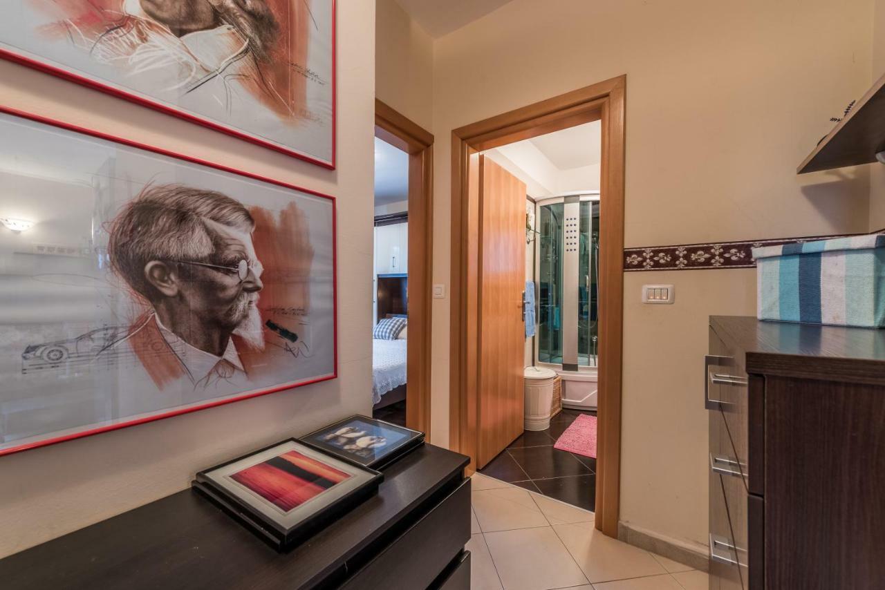 Apartments Jelavic Sutomiscica المظهر الخارجي الصورة
