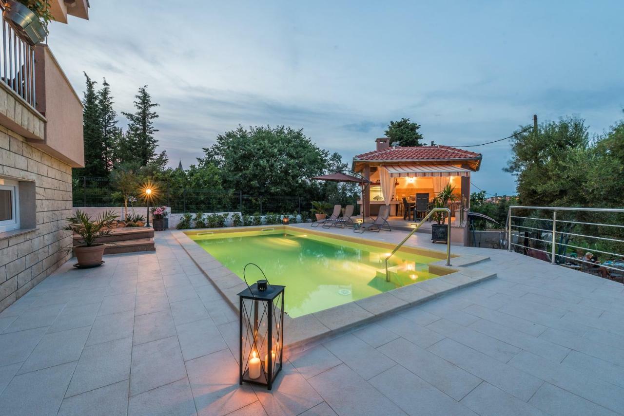 Apartments Jelavic Sutomiscica المظهر الخارجي الصورة