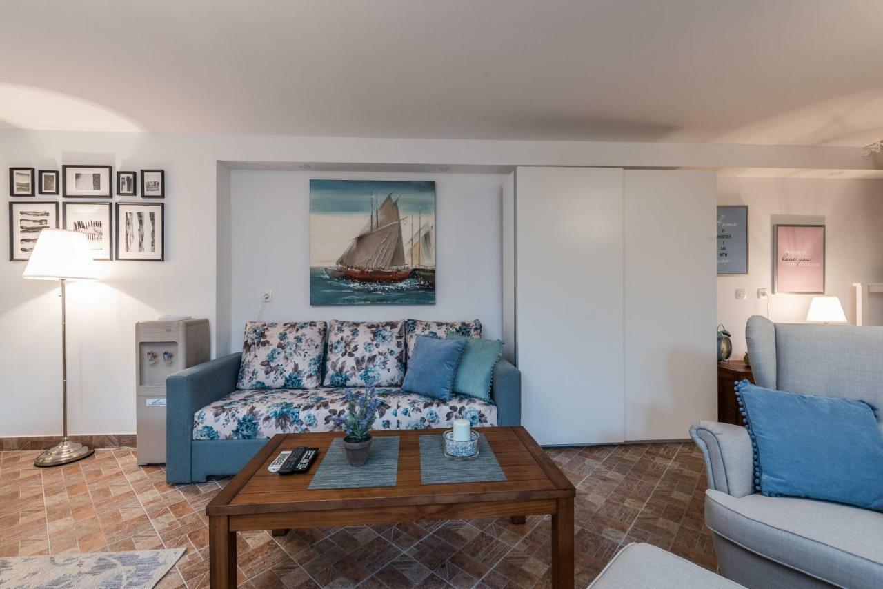 Apartments Jelavic Sutomiscica المظهر الخارجي الصورة